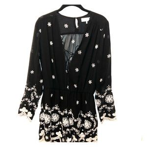 Wayf romper - black with white embroidery